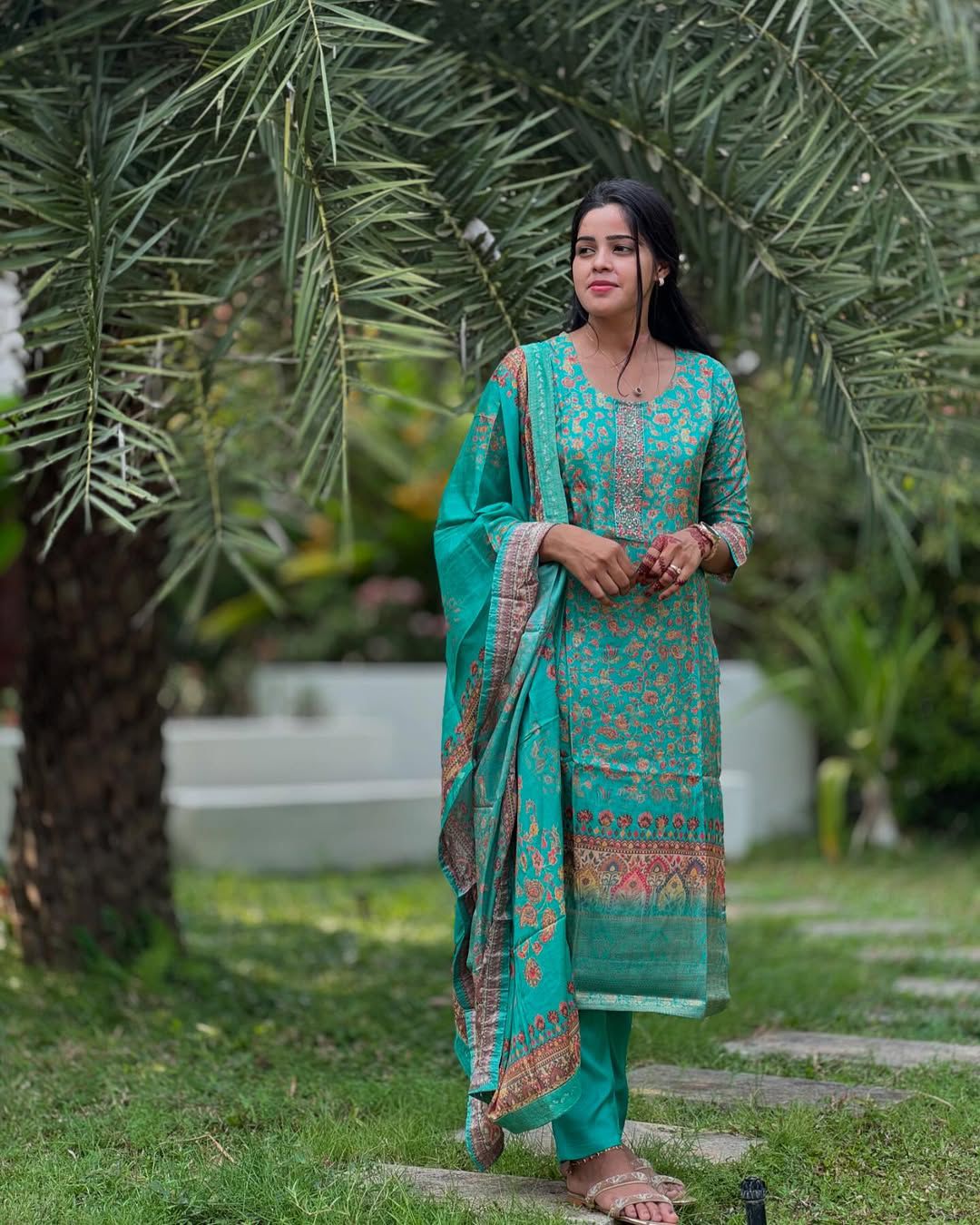 Pakisthani printed churidar set