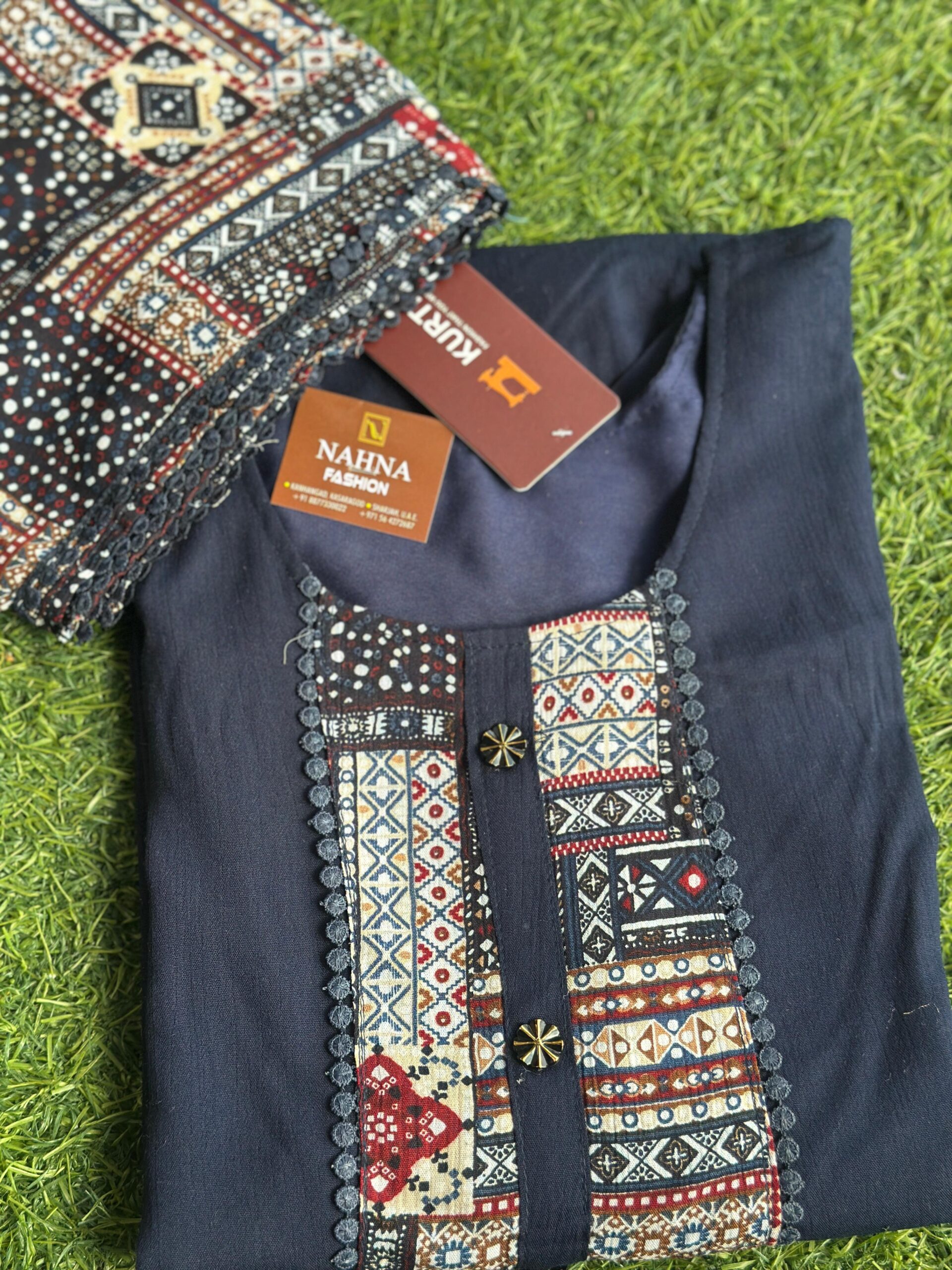 Ajrak Printed Top with Shall - Image 4