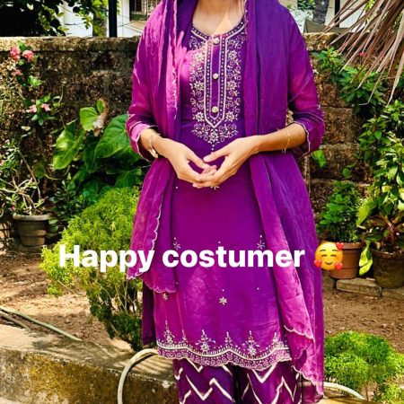 Nahna Fashion Boutique Kanhangad with premium churidar collection